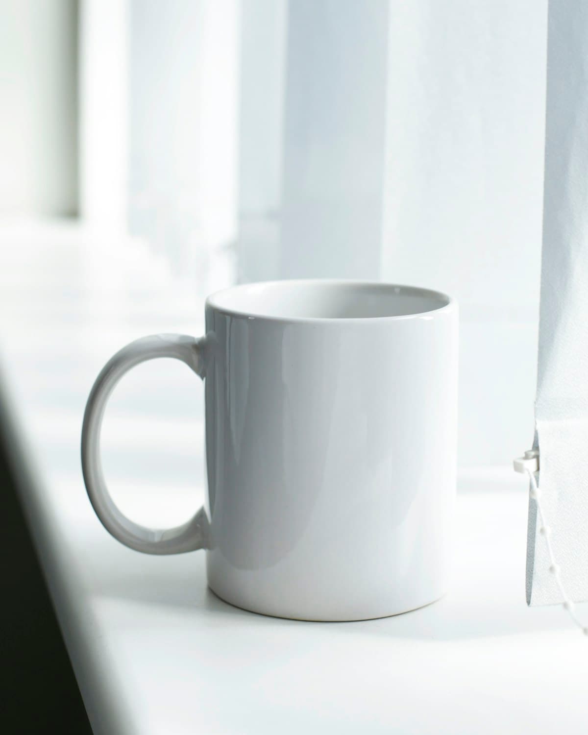 Ceramic mug 11 oz and 15 oz mug mockup